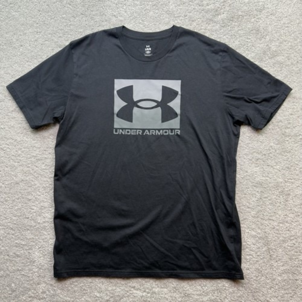 Under Armour T-Shirt Mens Large Black Gray Boxed Logo Loose Fit Short Sleeve Tee